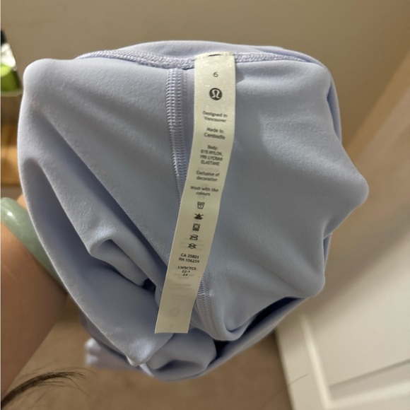 Lululemon leggings double layered Brand new never wron - Picture 4 of 4
